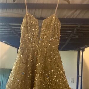 Elegant Gold Sequin Dress